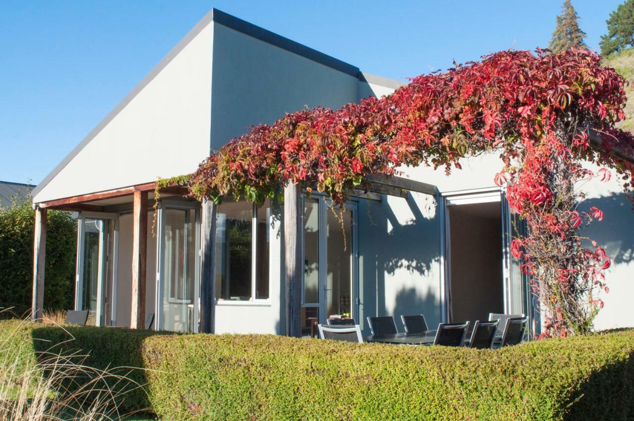 Villa Sunrise Sanctuary Wanaka Exterior foto