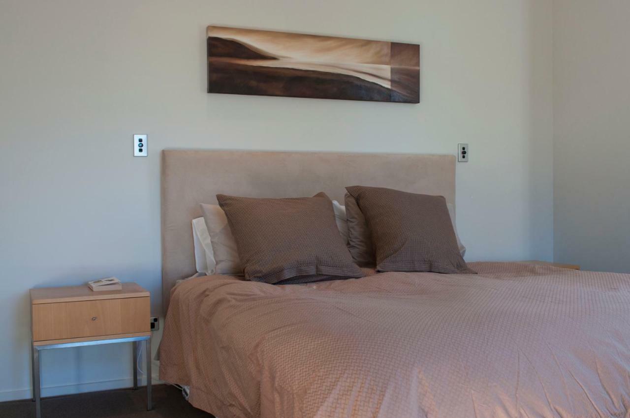 Villa Sunrise Sanctuary Wanaka Exterior foto